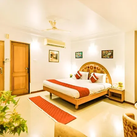 Hotel Octave Crystal Heights
